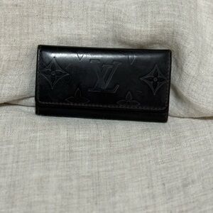 Louis Vuitton Monogram Empreinte Leather 4 Key Holder